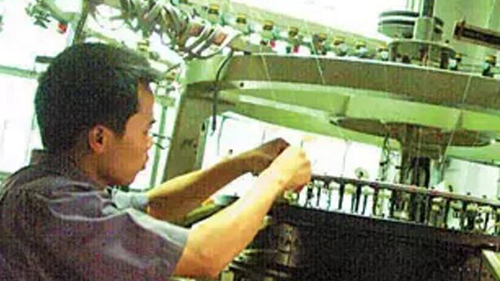 一文看懂如何在人造毛皮圓機(jī)上開(kāi)發(fā)毛圈織物